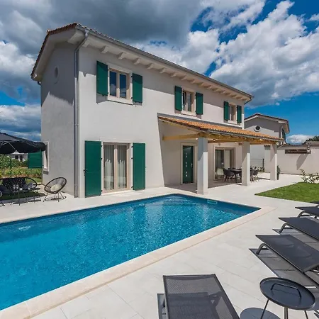 Martinela Istria - Franko Villa *